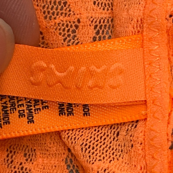 SKIMS Stretch Lace Adjustable Cami in Neon Orange women’s size Small - Picture 6 of 11